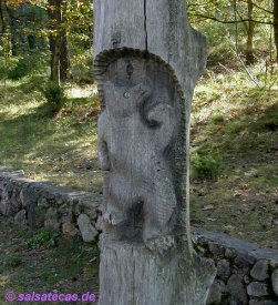 Litauen: Im Naturpark; um diesen B�ren rankt sich eine Sage (habe sie leider wieder vergessen)
